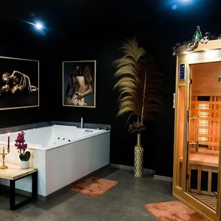 Casa de Férias La Rose Medievale Balneo & Sauna