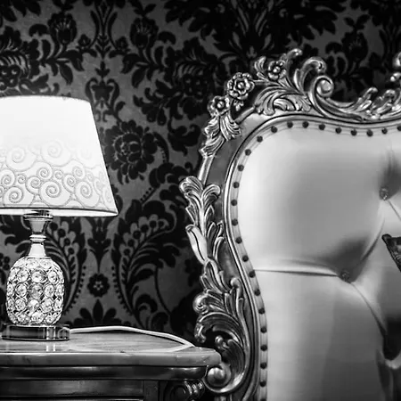 La Rose Medievale Balneo & Sauna