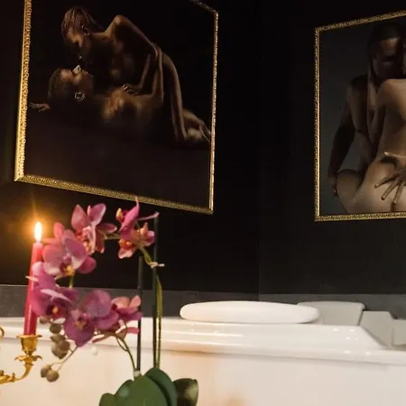 Casa de Férias La Rose Medievale Balneo & Sauna