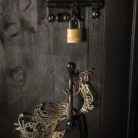 Casa de Férias La Rose Medievale Balneo & Sauna *