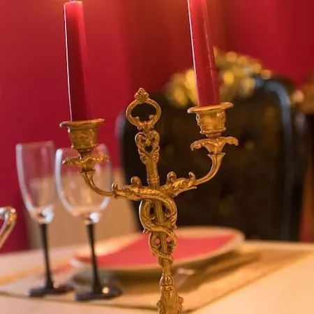 Casa de Férias La Rose Medievale Balneo & Sauna *