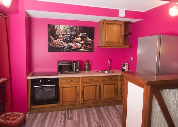 La Rose Médiévale Balnéo&sauna Hébergement de vacances *