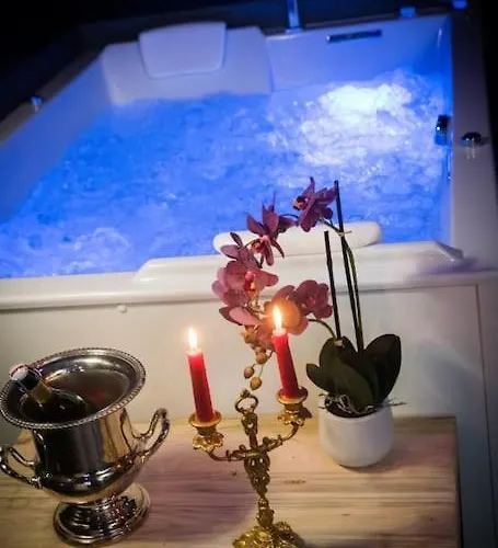 Hébergement de vacances La Rose Médiévale Balnéo&sauna