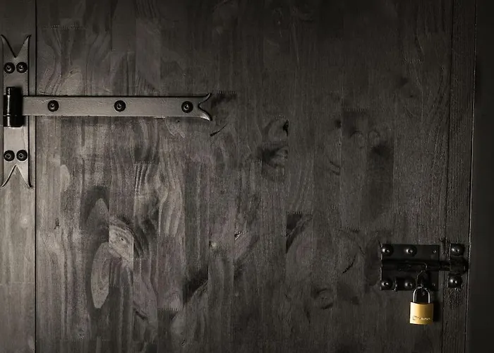 La Rose Médiévale Balnéo&sauna Hébergement de vacances Domfront (Orne)